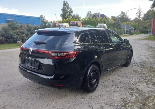 Renault Megane cena 29900 przebieg: 32000, rok produkcji 2019 z Korsze małe 172